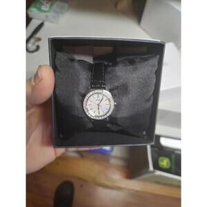 Seiko Women's Elegant Quartz Watch with Leather Strap